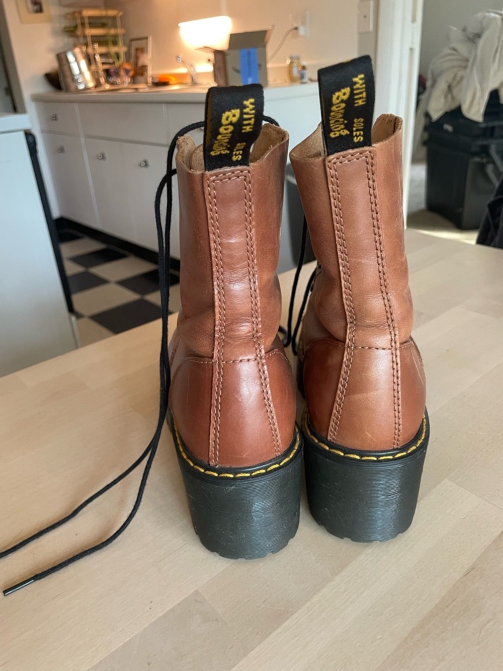 Dr. Martens Women's Leona Leather Lace-Up Boots - Picture 4 of 12